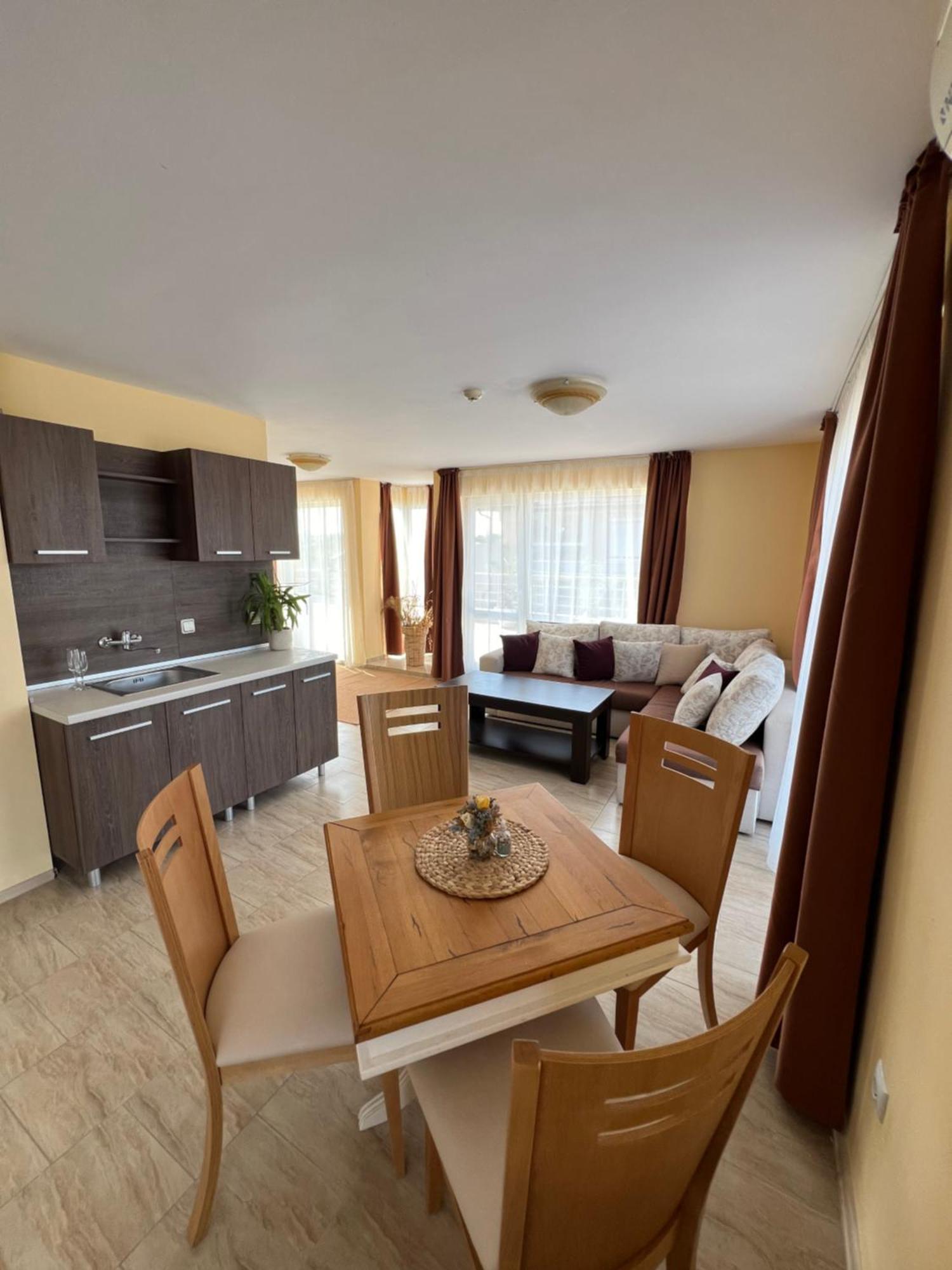 Hotel Damyanoff Lozenets Bagian luar foto