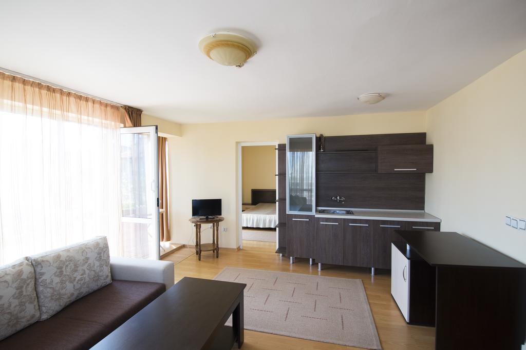 Hotel Damyanoff Lozenets Bagian luar foto