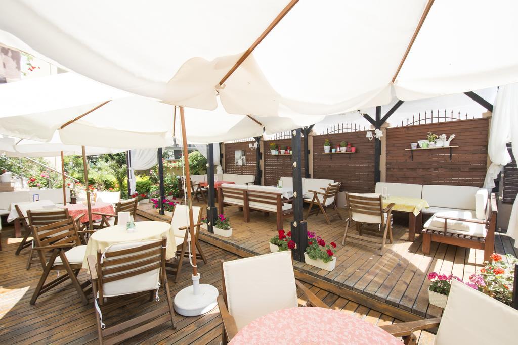 Hotel Damyanoff Lozenets Bagian luar foto