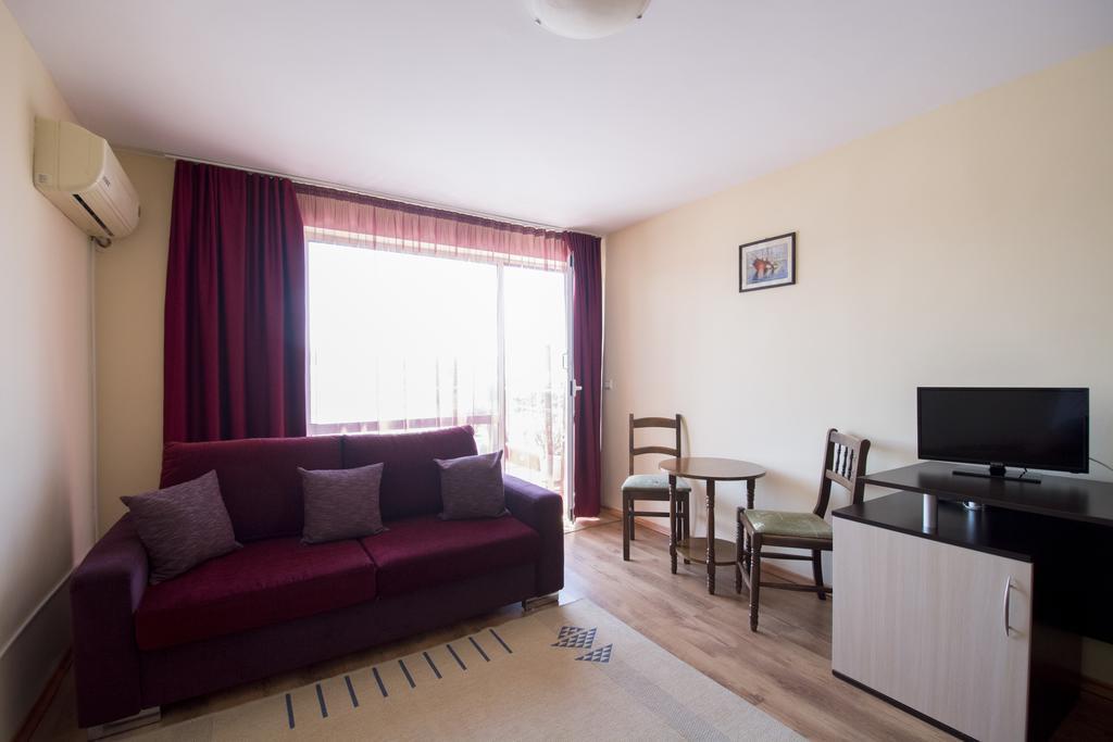 Hotel Damyanoff Lozenets Bagian luar foto
