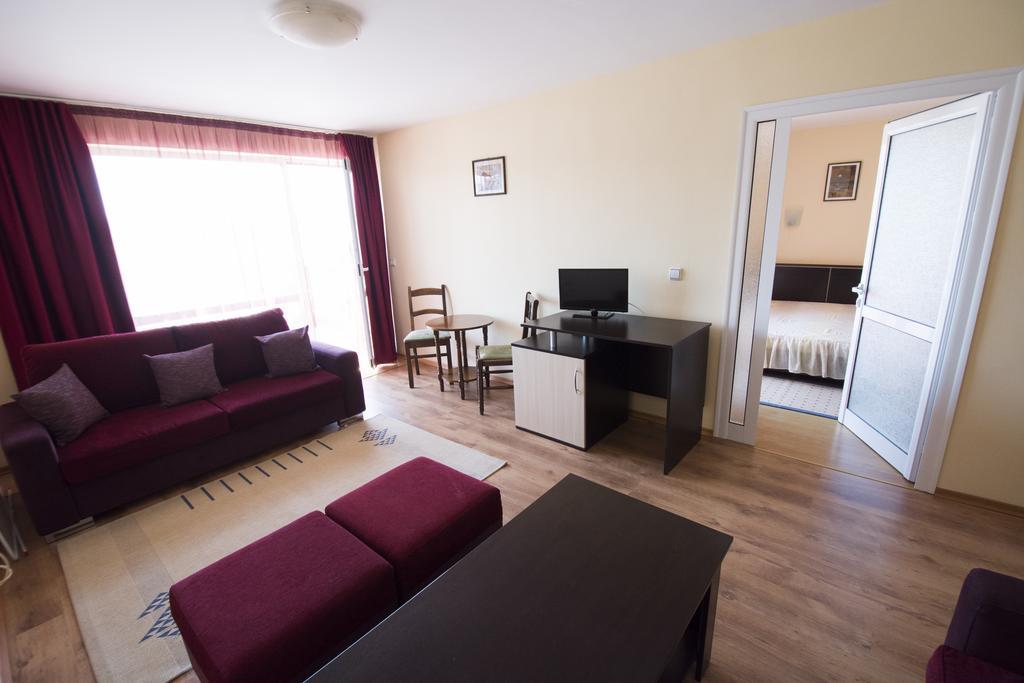 Hotel Damyanoff Lozenets Bagian luar foto