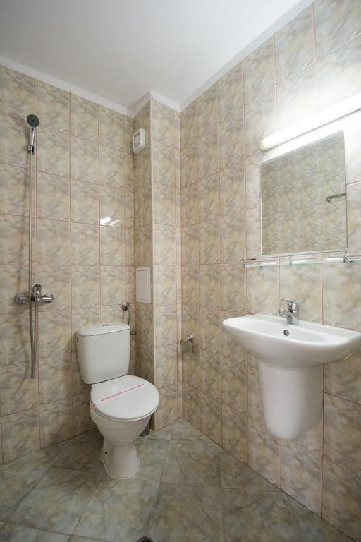 Hotel Damyanoff Lozenets Bagian luar foto